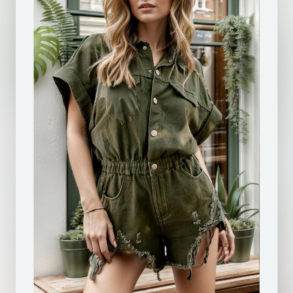 NWT IDEM DITTO Raw Hem distressed Short Denim Romper olive army green size S
